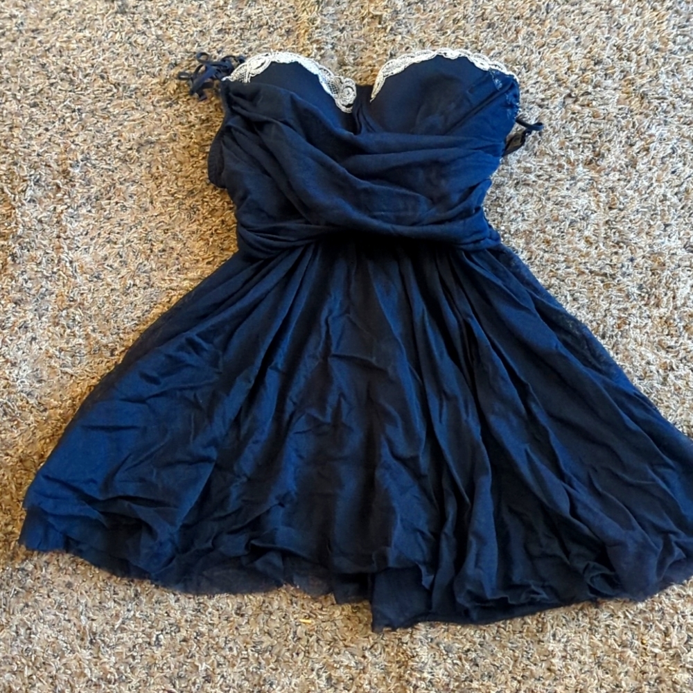 Ambrielle Lingerie size M